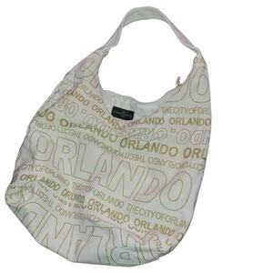 Robin Ruth tote in White with Gold Print